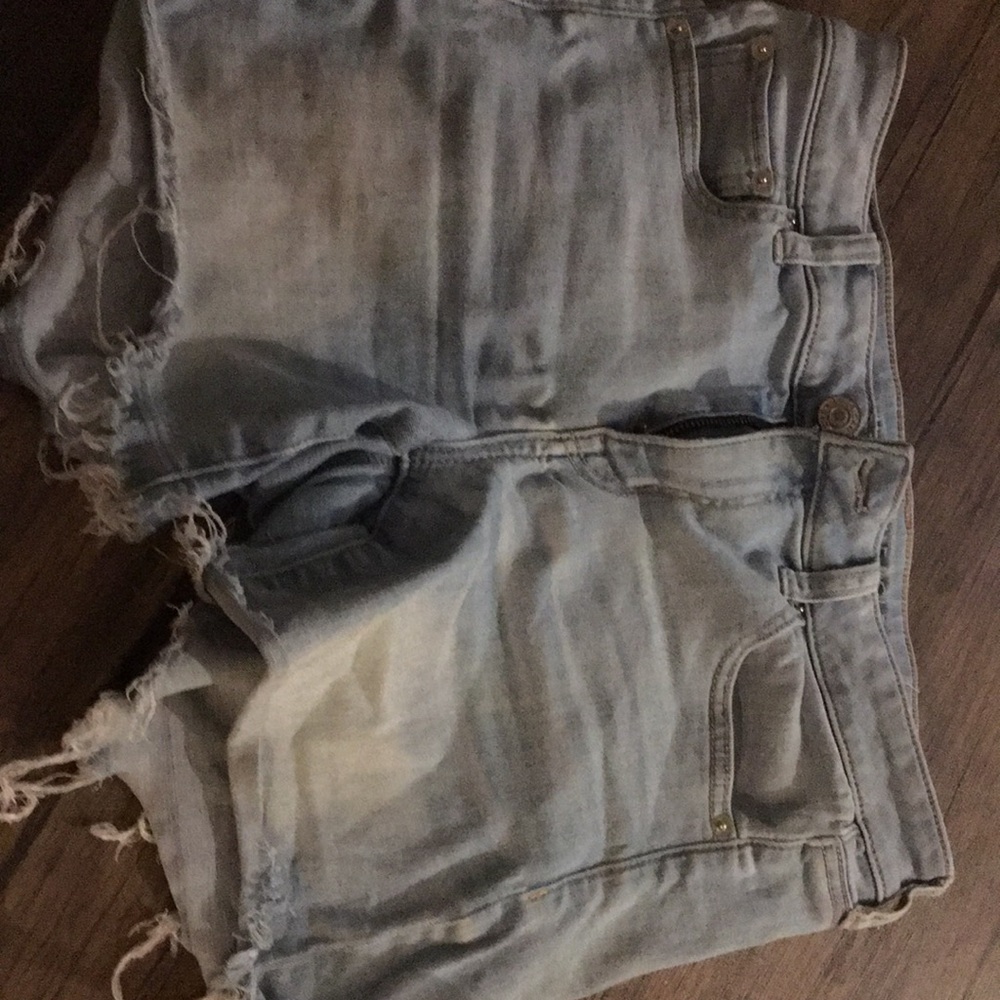 Light blue wash, American eagle